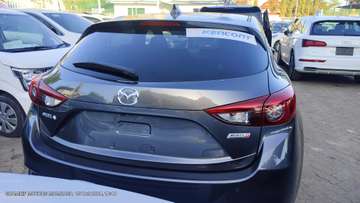 Mazda Axela grey 2018 2wd