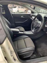 Maercedes  Benz class 180
1600cc
2019 model white color.