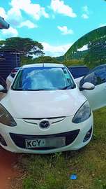 Mazda demio 2012 white