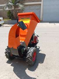 Heavy duty wood chipper