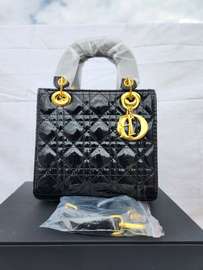 Christian dior patent cannage mini