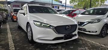 Mazda atenza hatchback 2018model