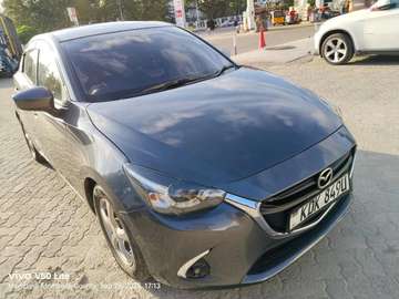 Mazda demio petrol