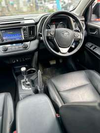 Toyota RAV4 hybrid black color 2017 model