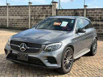 MERCEDES BENZ GLC43 AMG 2019MODEL SUNROOF
