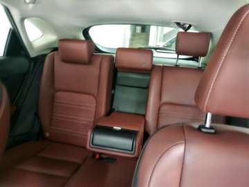 Lexus NX300t grey