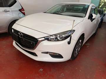Mazda Axela sedan manual