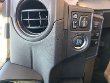 TOYOTA AXIO NON HYBRID 2019