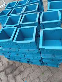 Cube moulds (150mm by 150mm by 150mm)