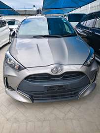 TOYOTA YARIS,2020,1500cc,(WE ACCEPT HIRE PURCHASE)