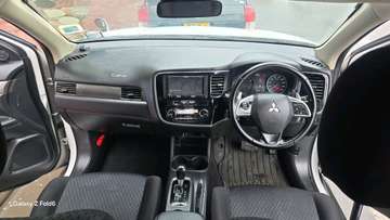 MITSUBISH OUTLANDER 2014MODEL 7 SEATER