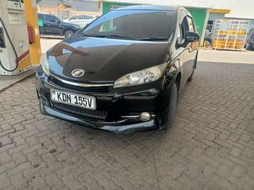 7 Seater Toyota Wish For Hire