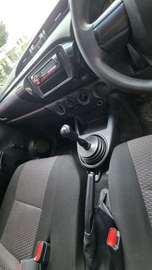 TOYOTA HILUX SINGLE CAB 2022MODEL 4WD LOCALLY ASSEMBLE