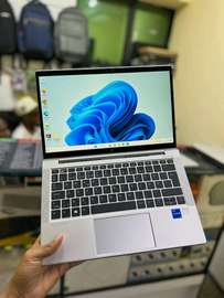 HP ELITEBOOK 830 G8 – 11TH GEN CORE i5
