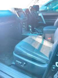 TOYOTA LANDCRUISER PRADO KAKADU 2019MODEL SUNROOF DIESEL