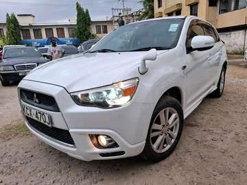 MITSUBISHI RVR 2011