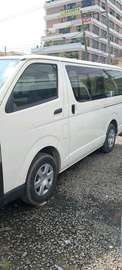Toyota Hiace 7L 2018 model fully loaded white color