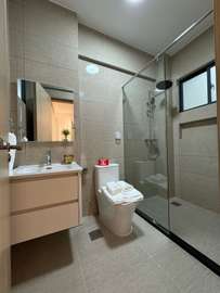 5 Bed Apartment with En Suite in Kilimani