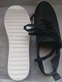 Black ladies canvas shoes