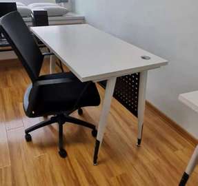 Metal Frame MDF Computer Office Table