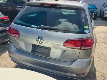 VW GOLF VARIAT 2019