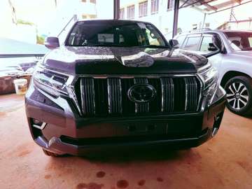 Toyota land cruiser prado Diesel TX 2018 Grey