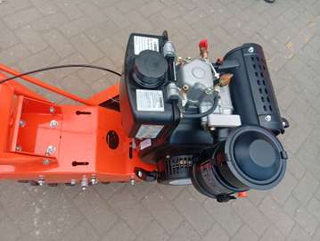 Farrowing Chain Tiller 7Hp
