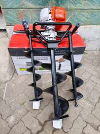 4 Stroke  Earth auger machines