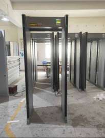 WALK-THROUGH METAL DETECTORS AND LUGGAGE SCANNERS FOR HIRE