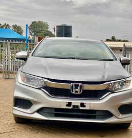 Make Honda Grace 2019 model silver color.