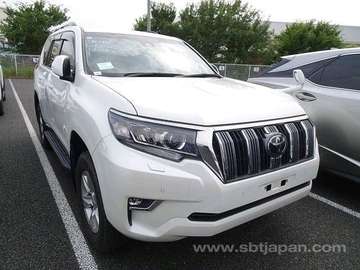 TOYOTA LANDCRUISER PRADO TX 2019MODEL SUNROOF  7SEATER