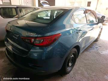 Mazda Demio sedan manual