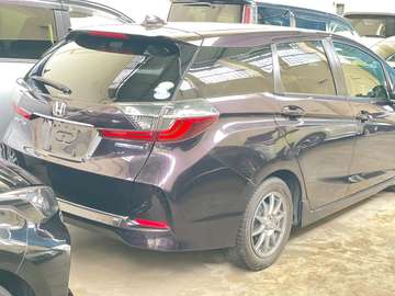 HONDA SHUTTLE HYBRID 2019MODEL