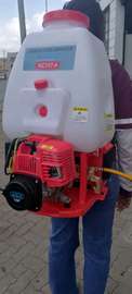Knapsack Agricultural sprayer 4 stroke