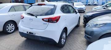Mazda Demio petrol 2018 white
