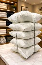 THROW PILLOWS