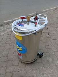 Portable Foam cleaning / Spraying tank Machine