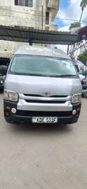 TOYOTA HIACE 9L AUTO DIESEL 2014MODEL