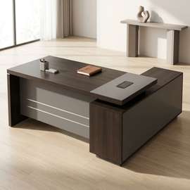 Office Desks;1.6M Executive Office Desk in Nyamache