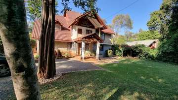 4 Bed House with En Suite at Miotoni