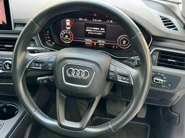 Audi A4 pearl