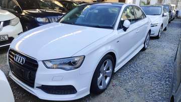 Audi Quattro A3 TFSI Sunroof 2017
