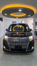 Toyota Esquire Black Sunroof Black 2018