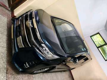 Toyota Noah hybrid 2019