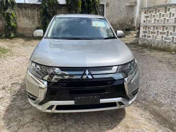 Mitsubishi Outlander PHEV Sunroof 2018