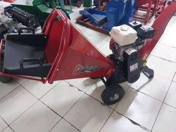 Wood chopper