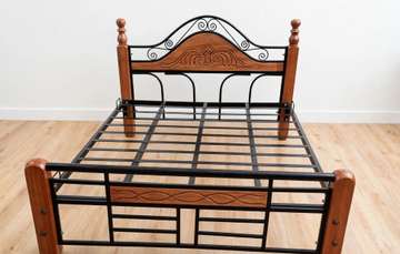 Elegant metallic quality bed with mohogany finish