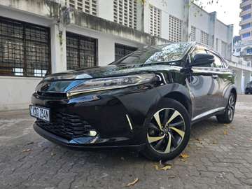 TOYOTA HARRIER PREMIUM ADVANCE PACKAGE 2017 SUNROOF