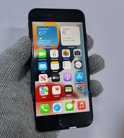 iPhone 7 in Great Condition Fingerprint OK Strong Battery