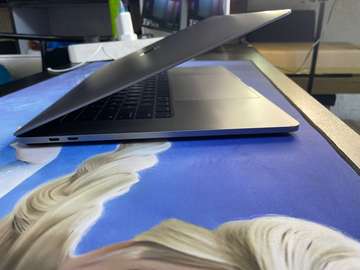 MacBook Pro 15-inch (2017) Core i7